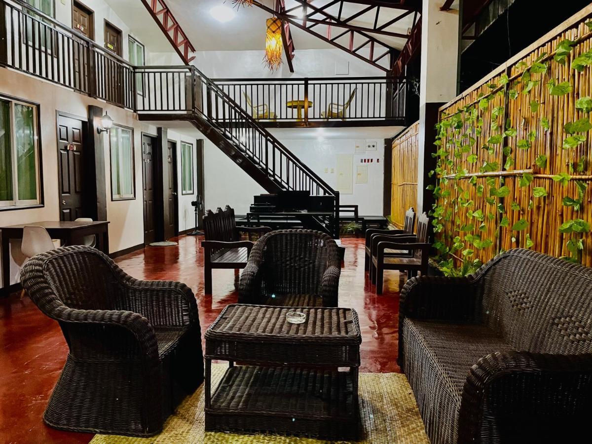 Bed and Breakfast Amancio's Balai Puerto Princesa Exterior foto