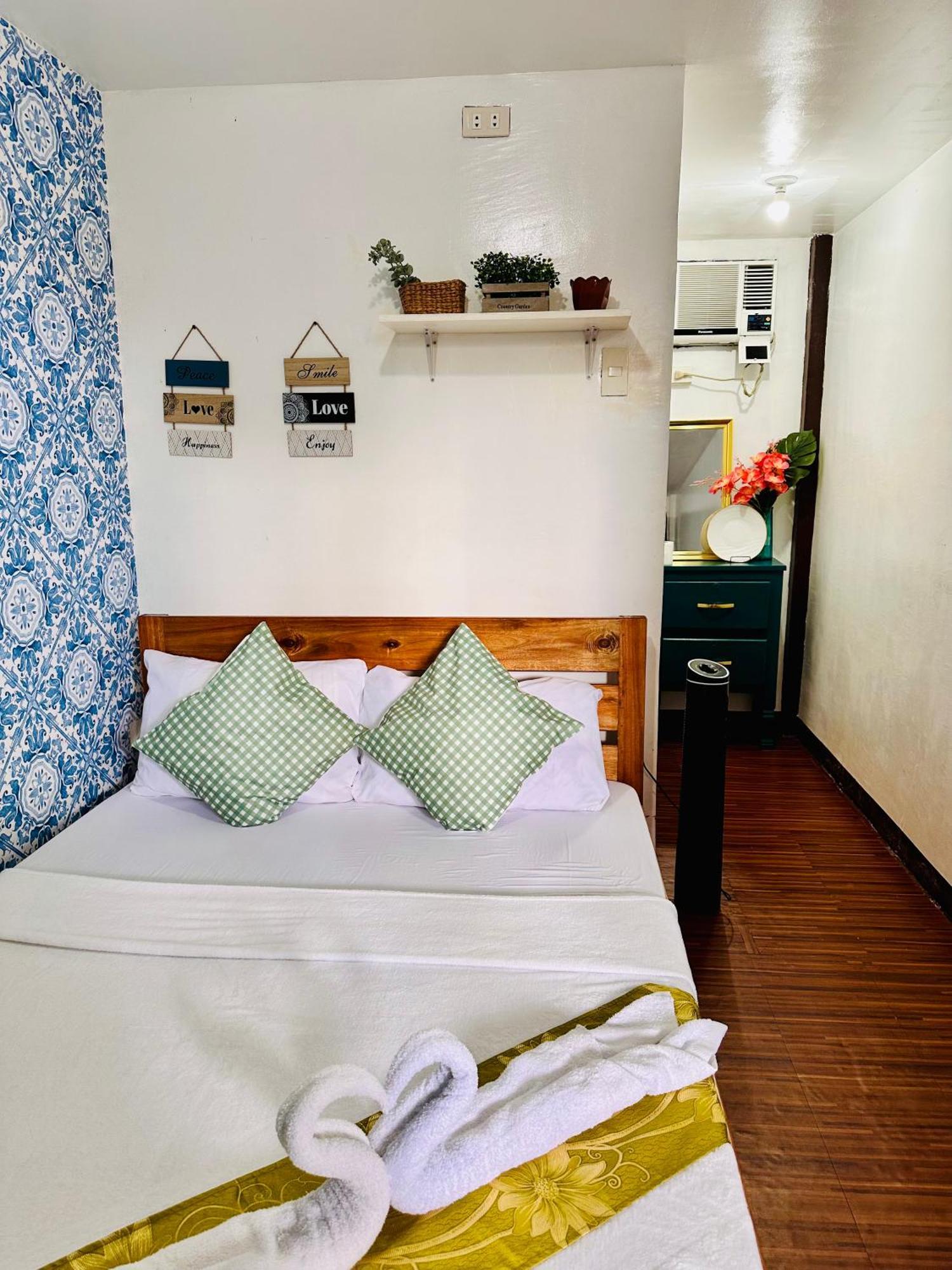 Bed and Breakfast Amancio's Balai Puerto Princesa Exterior foto