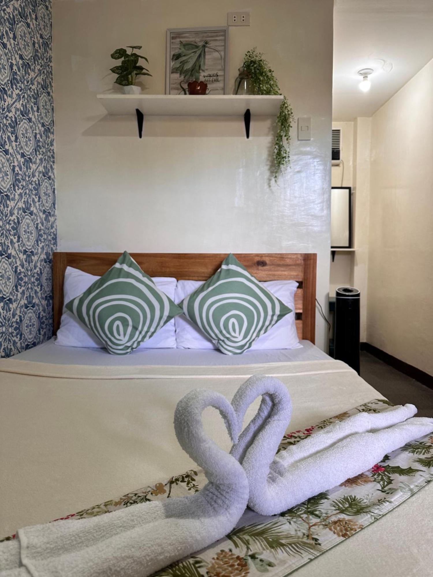 Bed and Breakfast Amancio's Balai Puerto Princesa Exterior foto