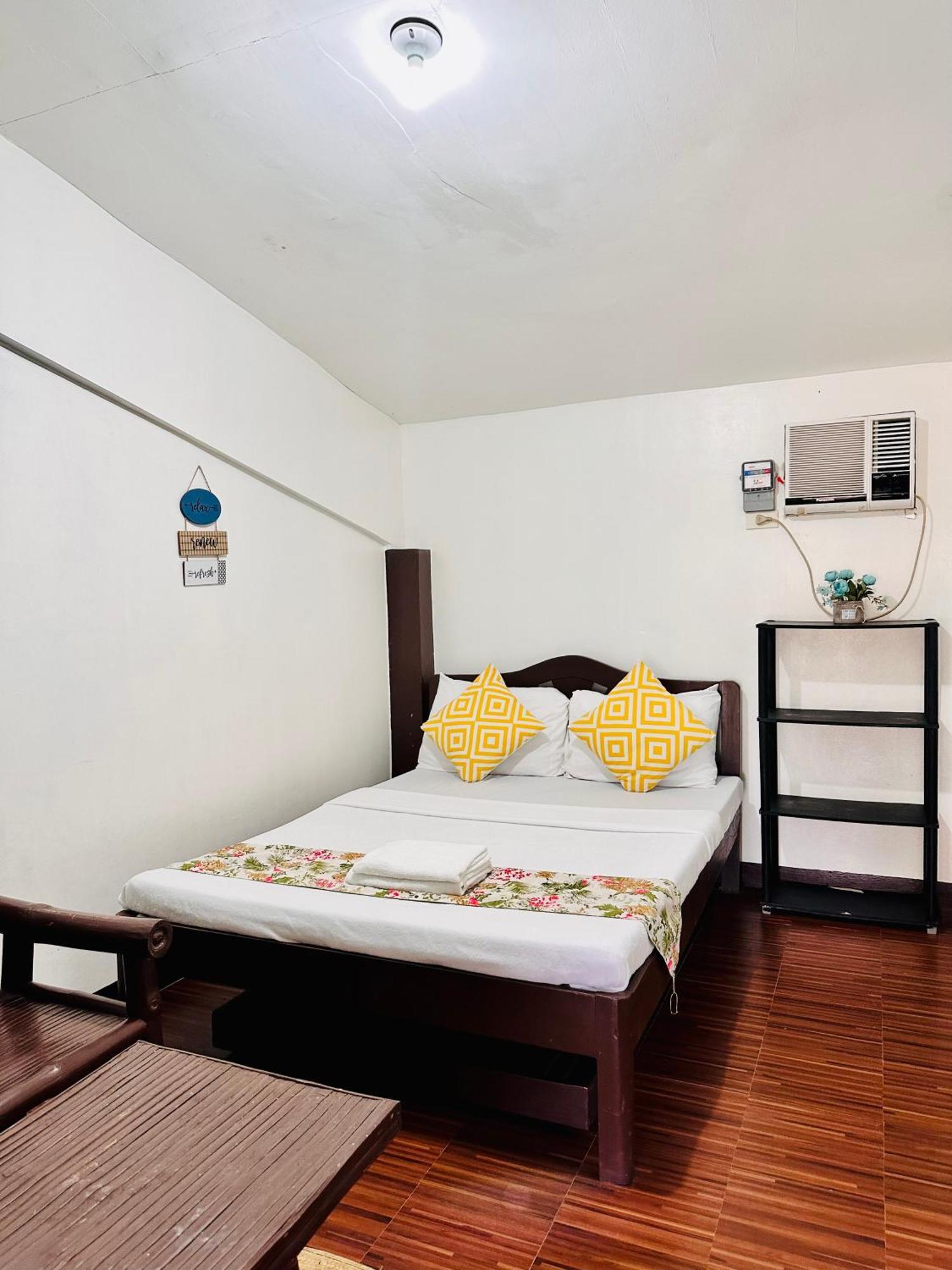 Bed and Breakfast Amancio's Balai Puerto Princesa Exterior foto