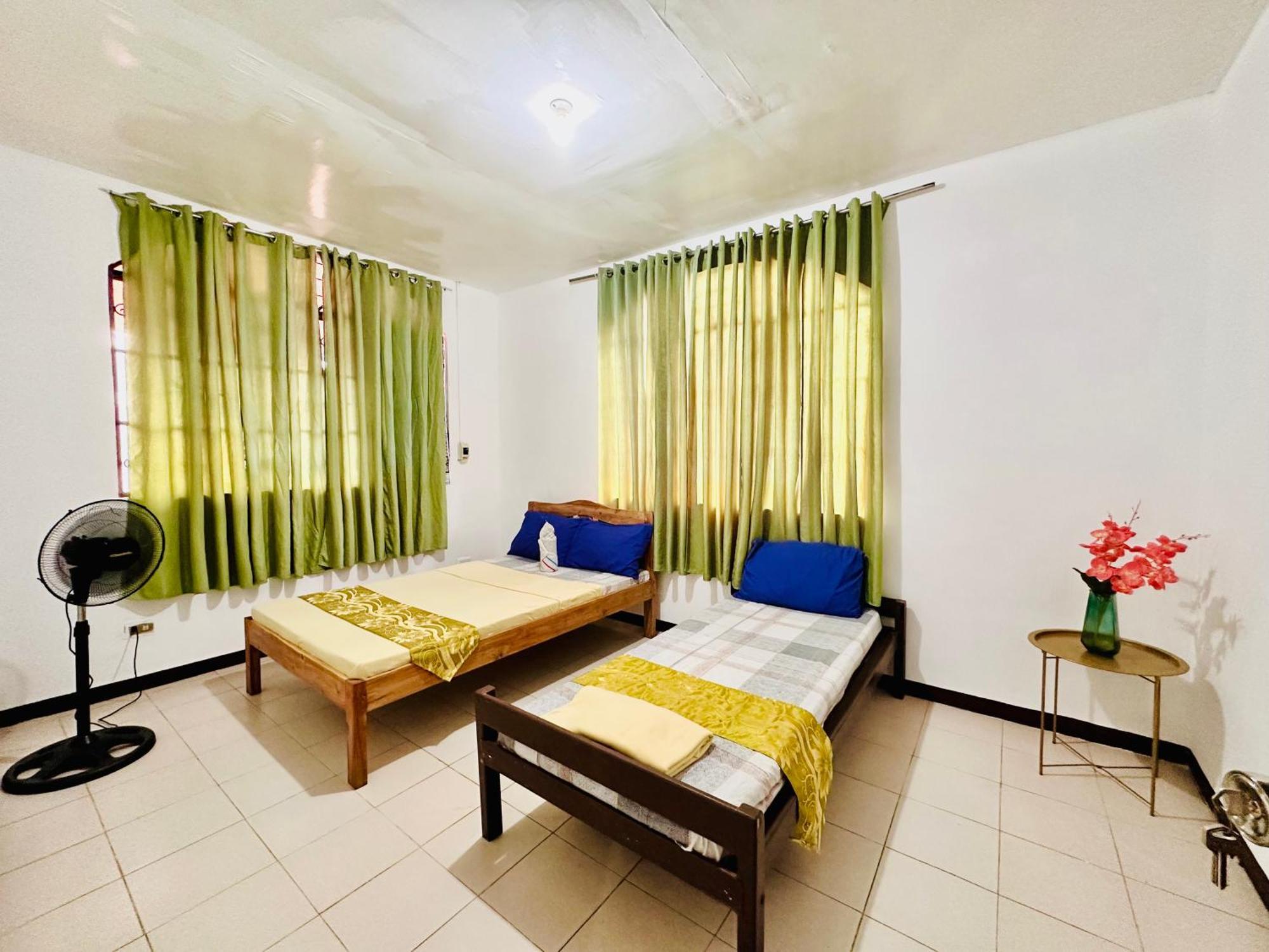 Bed and Breakfast Amancio's Balai Puerto Princesa Exterior foto